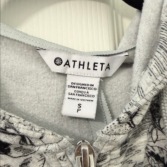 Athleta Black and Gray Floral Bomber Jacket size S - Picture 6 of 7